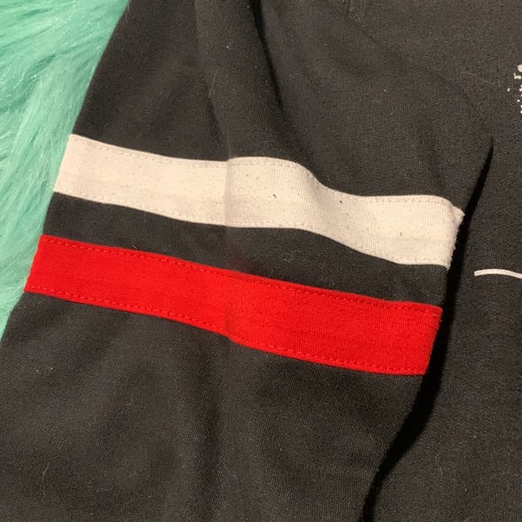 Stranger Things Sweater - Picture 5 of 6